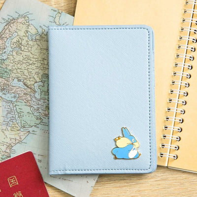 Portapassaporto My Neighbor Totoro con grafica Middle Totoro di Benelic
