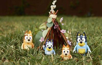 Bluey: Set di 4 Mini-figure della Famiglia Bluey - Spectron Toys