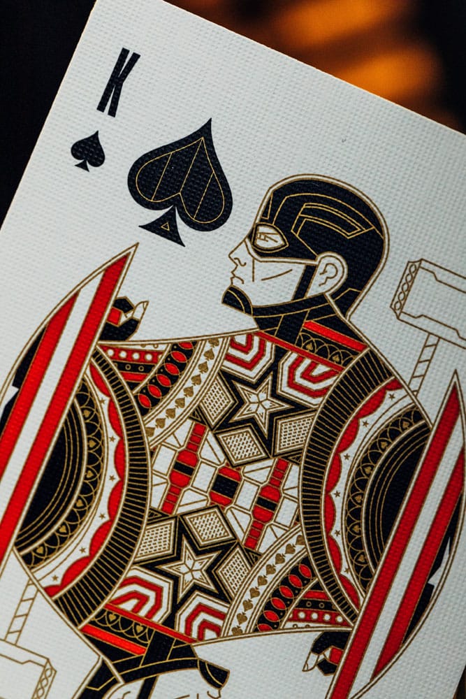 Avengers - The Infinity Saga Mazzo di Carte da Poker, Versione Rossa - Theory11