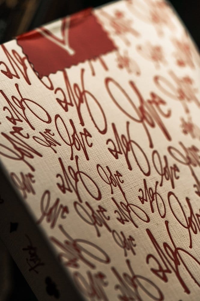 Theory 11 Love Me Mazzo di Carte da Poker Premium