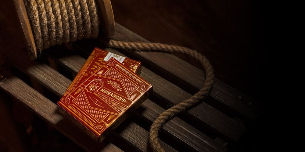 Theory11 Monarchs Playing Cards Red - Mazzo di Carte da Poker Premium