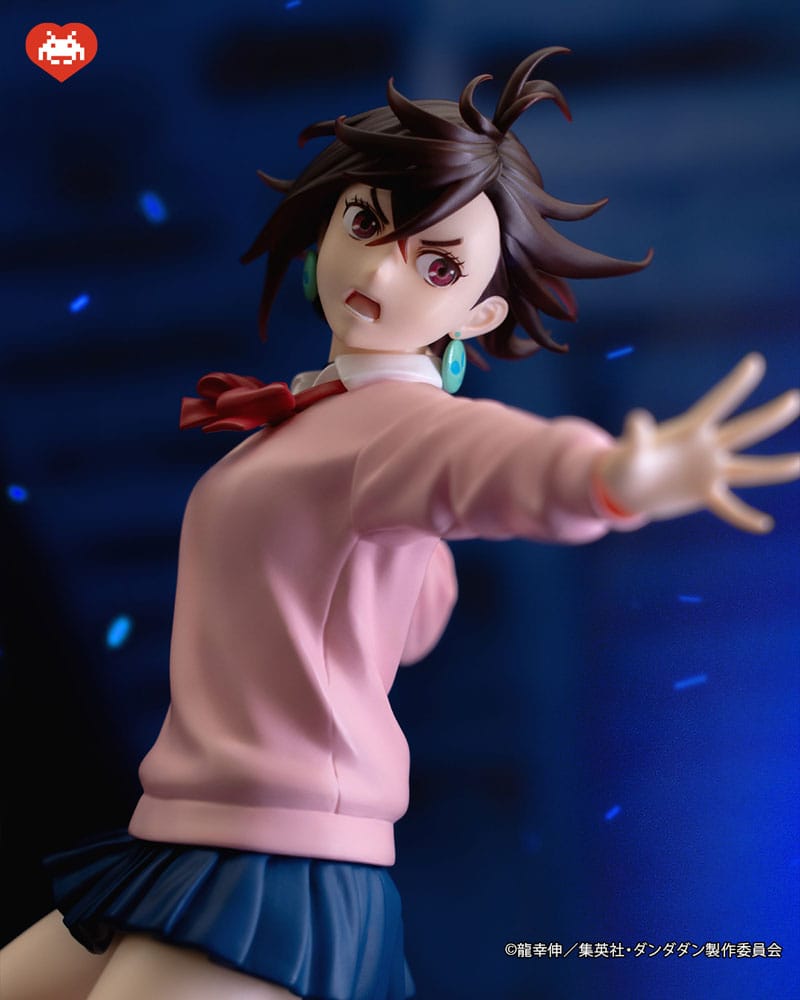 Dandadan Dressta Statua in PVC Momo 23 cm Taito