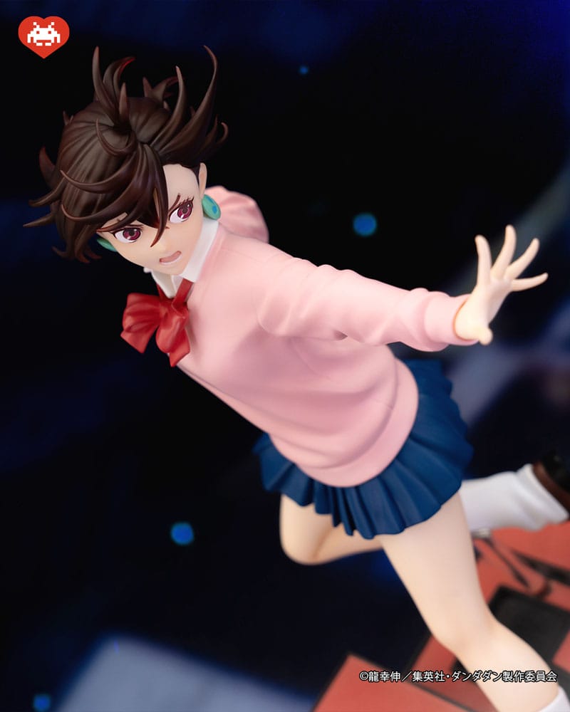 Dandadan Dressta Statua in PVC Momo 23 cm Taito