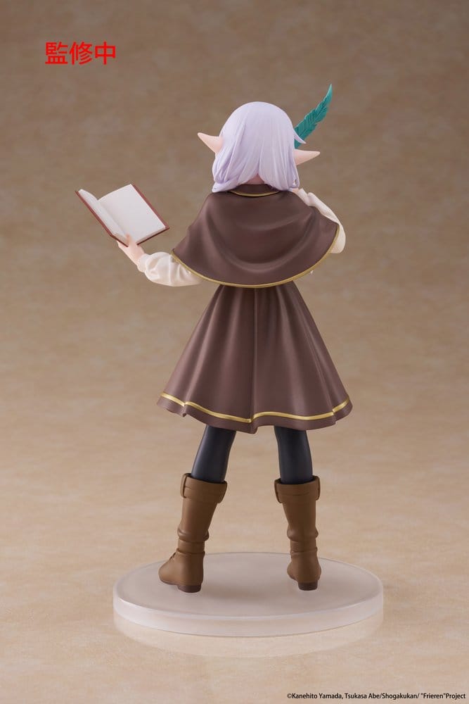 Frieren: Beyond Journey's End Coreful Action Figure in PVC Frieren (versione Detective) 18 cm Taito