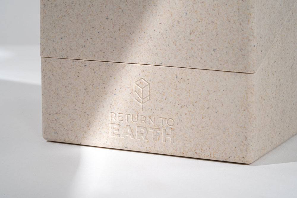 Ultimate Guard Return to Earth Boulder 100+ - Deck Box Natural per 100 Carte Double-Sleeved