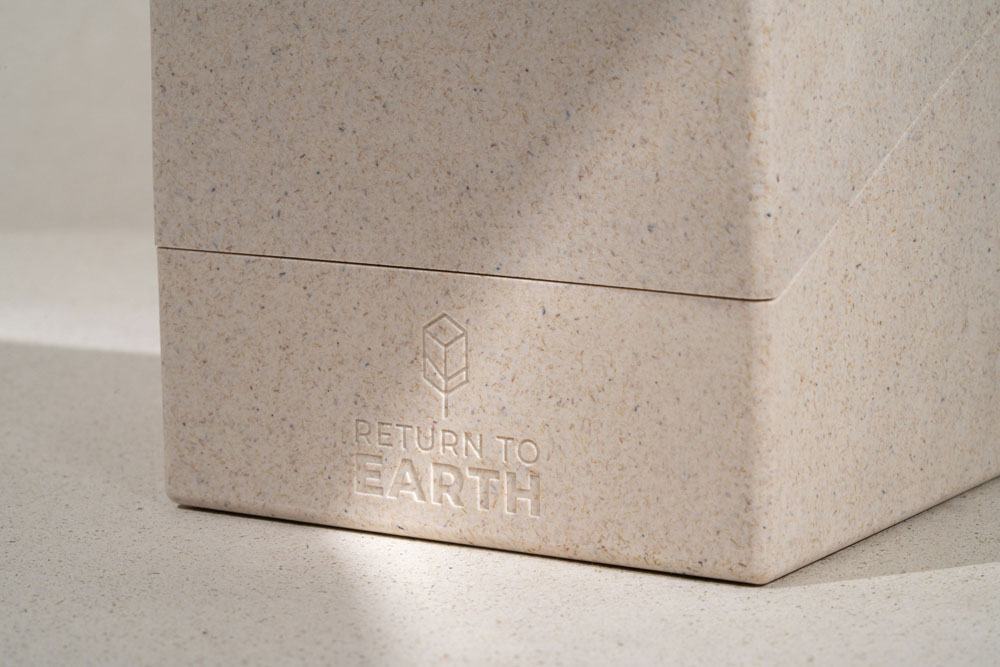 Ultimate Guard Return to Earth Boulder 100+ - Deck Box Natural per 100 Carte Double-Sleeved
