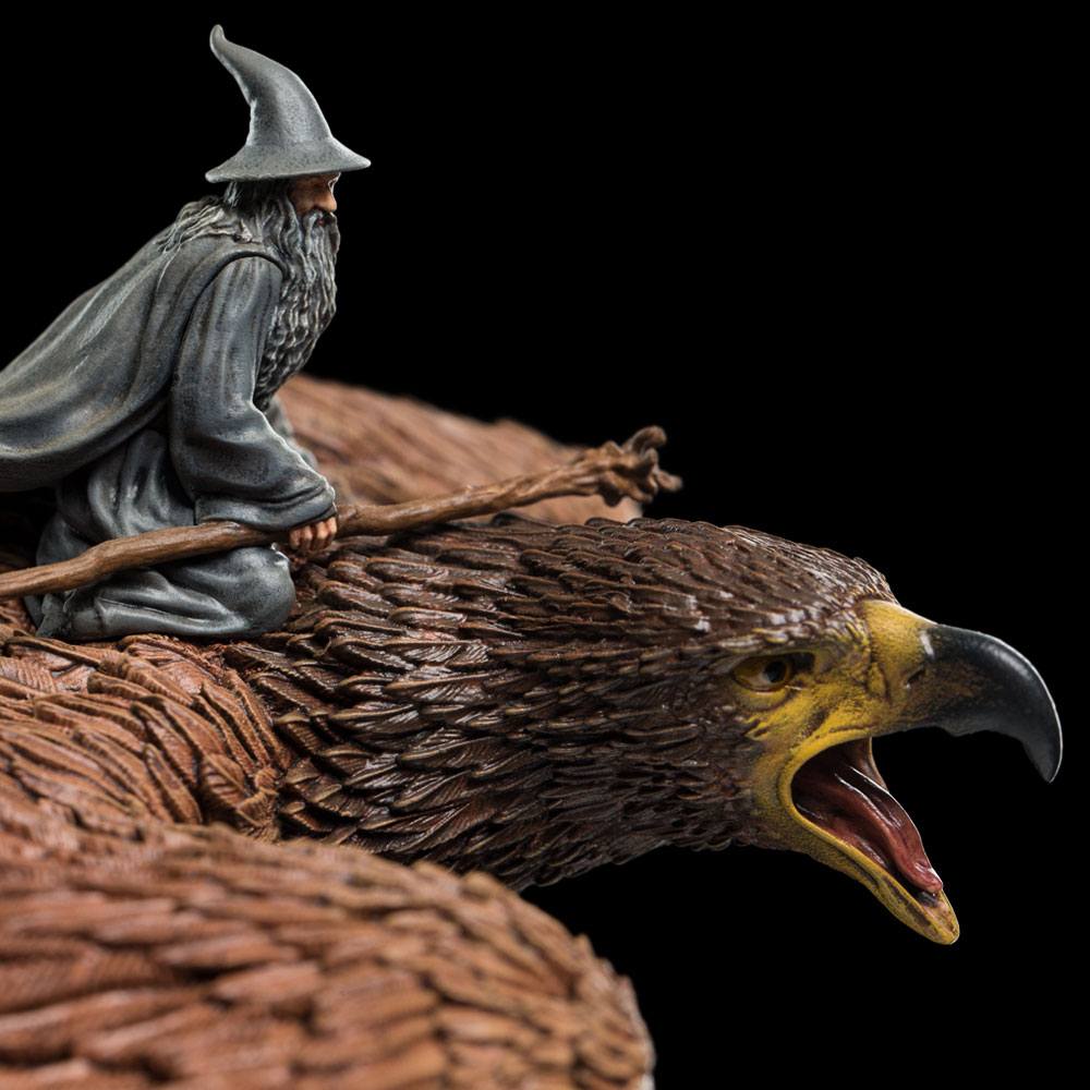 Statua Il Signore degli Anelli Gandalf su Gwaihir 15 cm - Weta Workshop