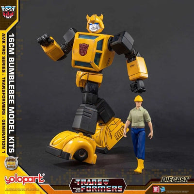 Transformers: Generation One AMK PRO Series Modellino in Plastica Bumblebee 16 cm – Yolopark